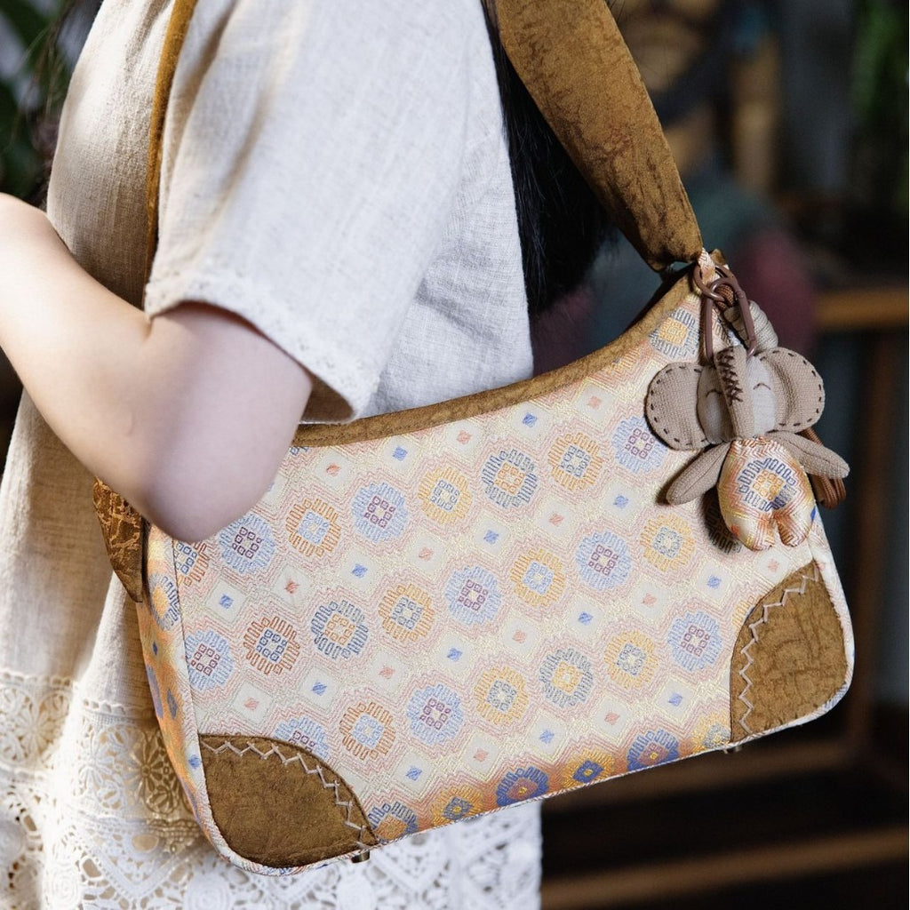 Artisanal Zhuang Woven Large Tote: Handcrafted Oriental Heritage Shoulder & Crossbody Bag