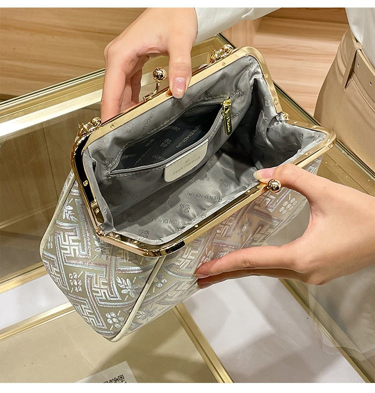 Dynasty Pearl Beaded Evening Clutch: Embroidered Silk Jacquard Gala Handbag
