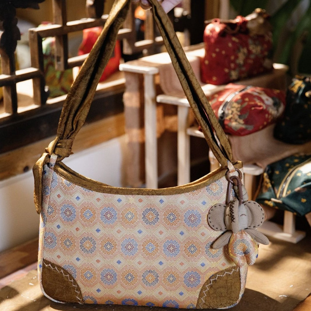 Artisanal Zhuang Woven Large Tote: Handcrafted Oriental Heritage Shoulder & Crossbody Bag